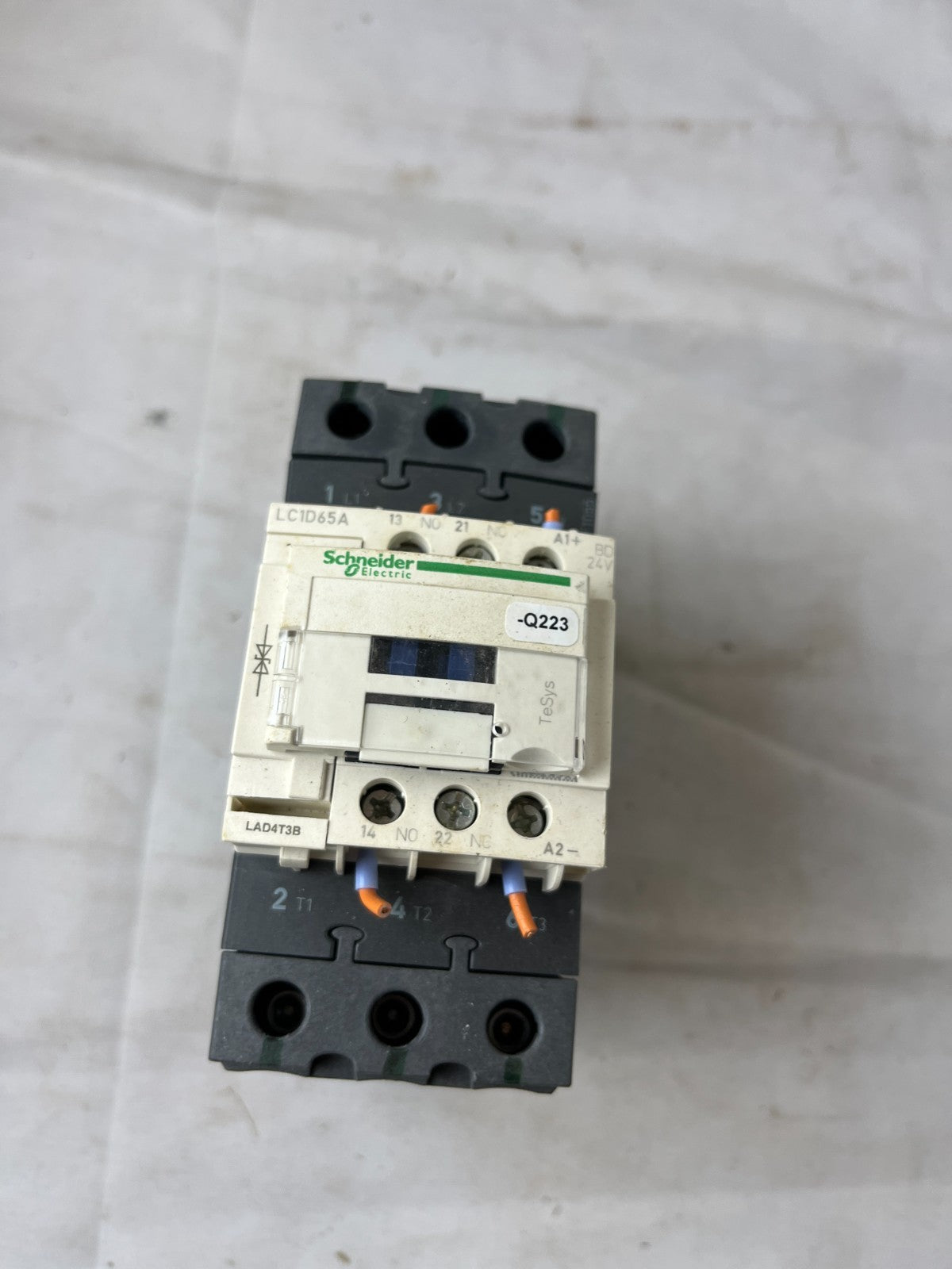 Schneider LC1D65A TeSys Contactor 80A 24V DC Coil Used Spare Unit