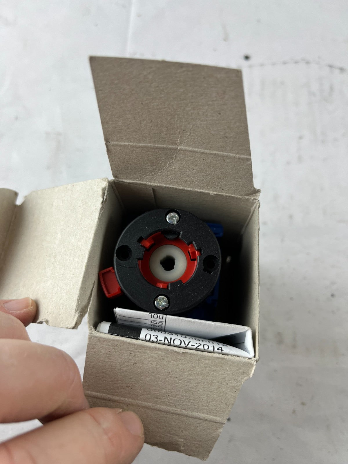 Kraus & Naimer CHR10.A401/GBA001.*FT 3‑Position 20A Cam Selector Switch New