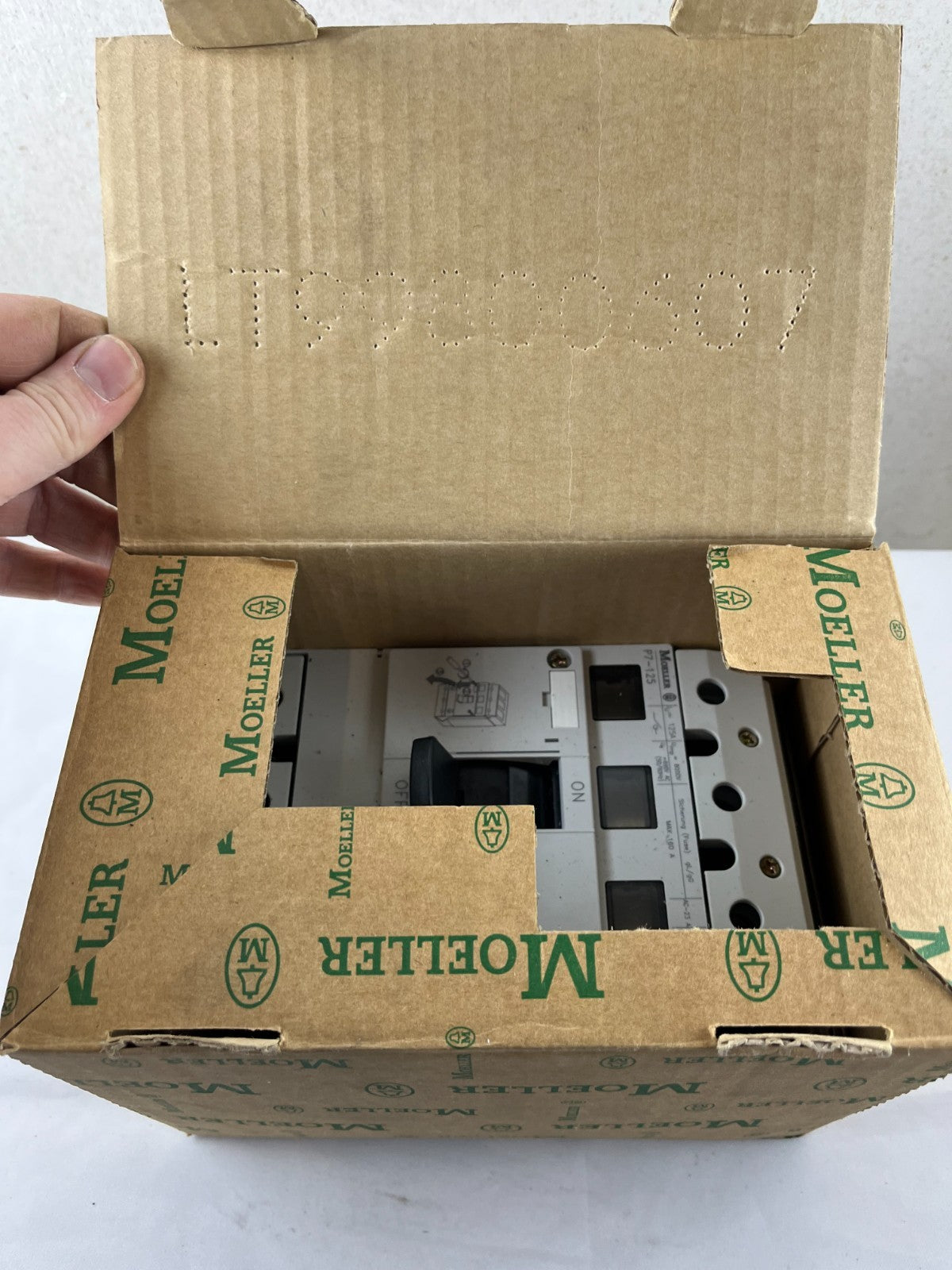 Moeller P7-125 Main Switch 3-Pole 125A 690V AC Disconnect Switch Breaker NEW