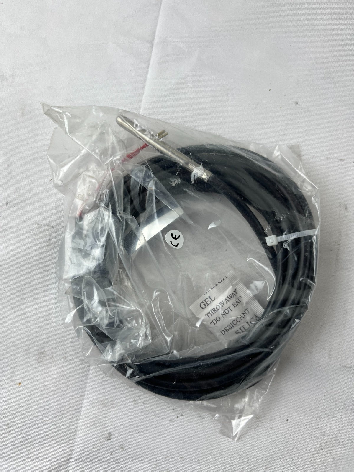 Carlo Gavazzi PT100180-5-3M PT100 Temperature Sensor Probe 3m Cable New Sealed