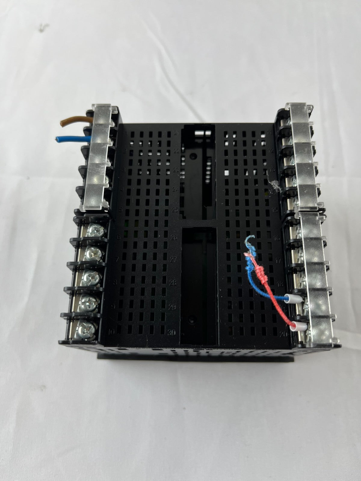 Omron E5AN-Q3HMT-500-N Digital Temperature Controller PID 96x96mm 3-Output USED