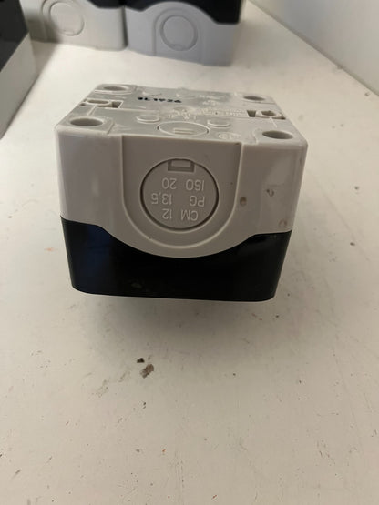 5x Schneider Electric XALD211 Enclosed Push Button Stations - 22mm - Used