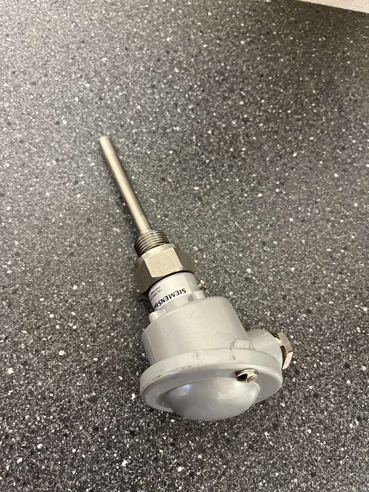 Siemens Emco Controls 7MC1006-1DA14 Industrial Temperature Sensor RTD