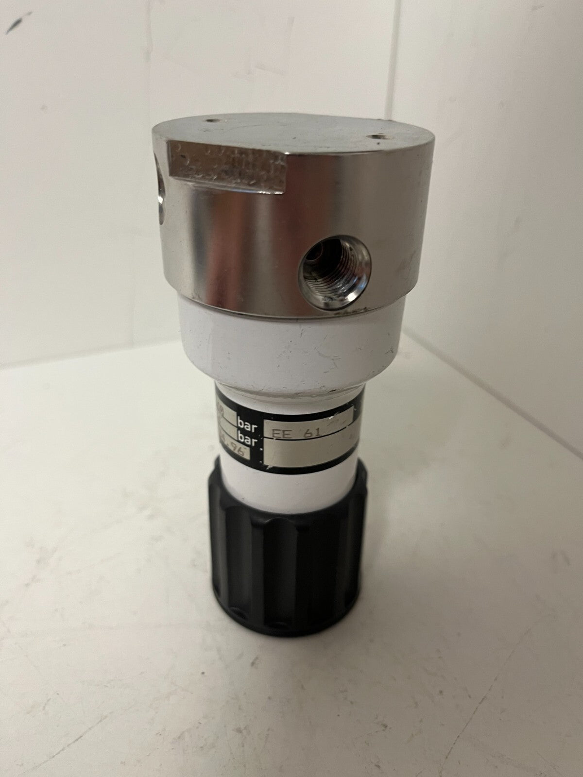 Messer Griesheim Pressure Regulator 40bar/4bar Stainless Steel Used Working