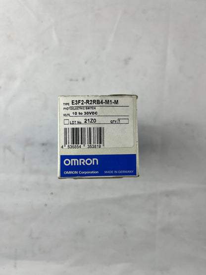Omron E3F2-R2RB4-M1-M Photoelectric Sensor Retroreflective PNP M18 10-30VDC NIB