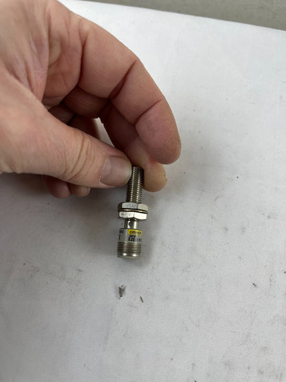 Omron E2EG-X1R5B2-M1 Inductive Proximity Sensor M18 10-30VDC Used Spare