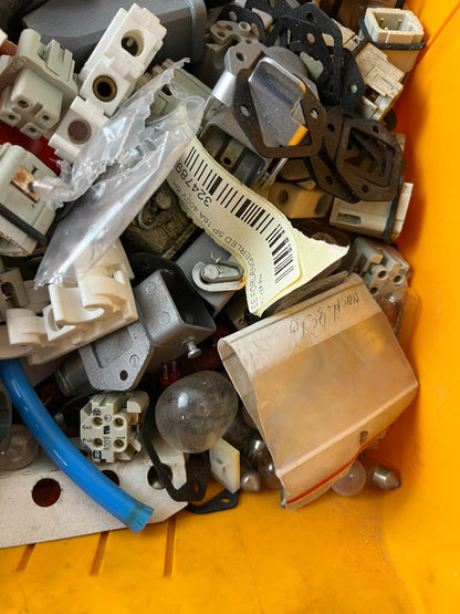 Harting Heavy Duty Connectors Mixed Lot Industrial Plugs Sockets Used Box