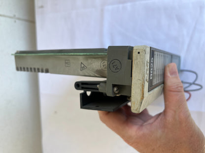 Schneider Modicon AS-B825-016 24VDC True High 16 Point Input Module Used