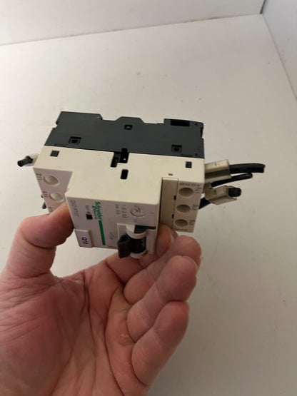 Schneider Electric GV2-RT07 Motor Circuit Breaker 1.6–2.5A TeSys GV2 Used Spare