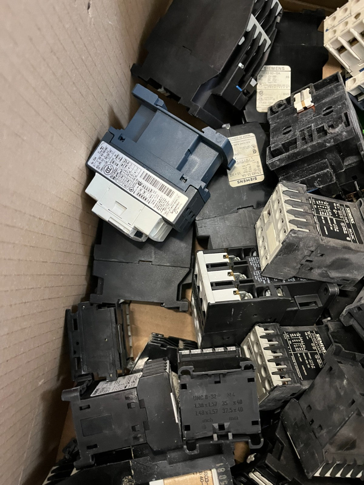 Siemens 3TH / 3TF Contactor Relay Huge Lot Mixed 24V DC AC Used Bundle Spares