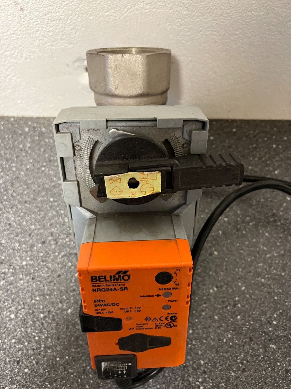 Belimo NRQ24A-SR Rotary Actuator with Valve 24VAC/DC 8Nm Modulating Damper