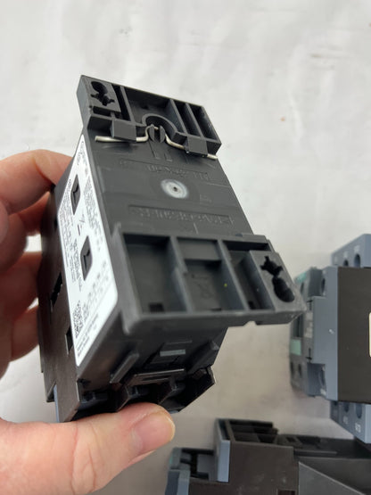 Siemens 3RT2024-1AC20 Contactor 24V Coil 3P SIRIUS Used Lot 3 Spare Units
