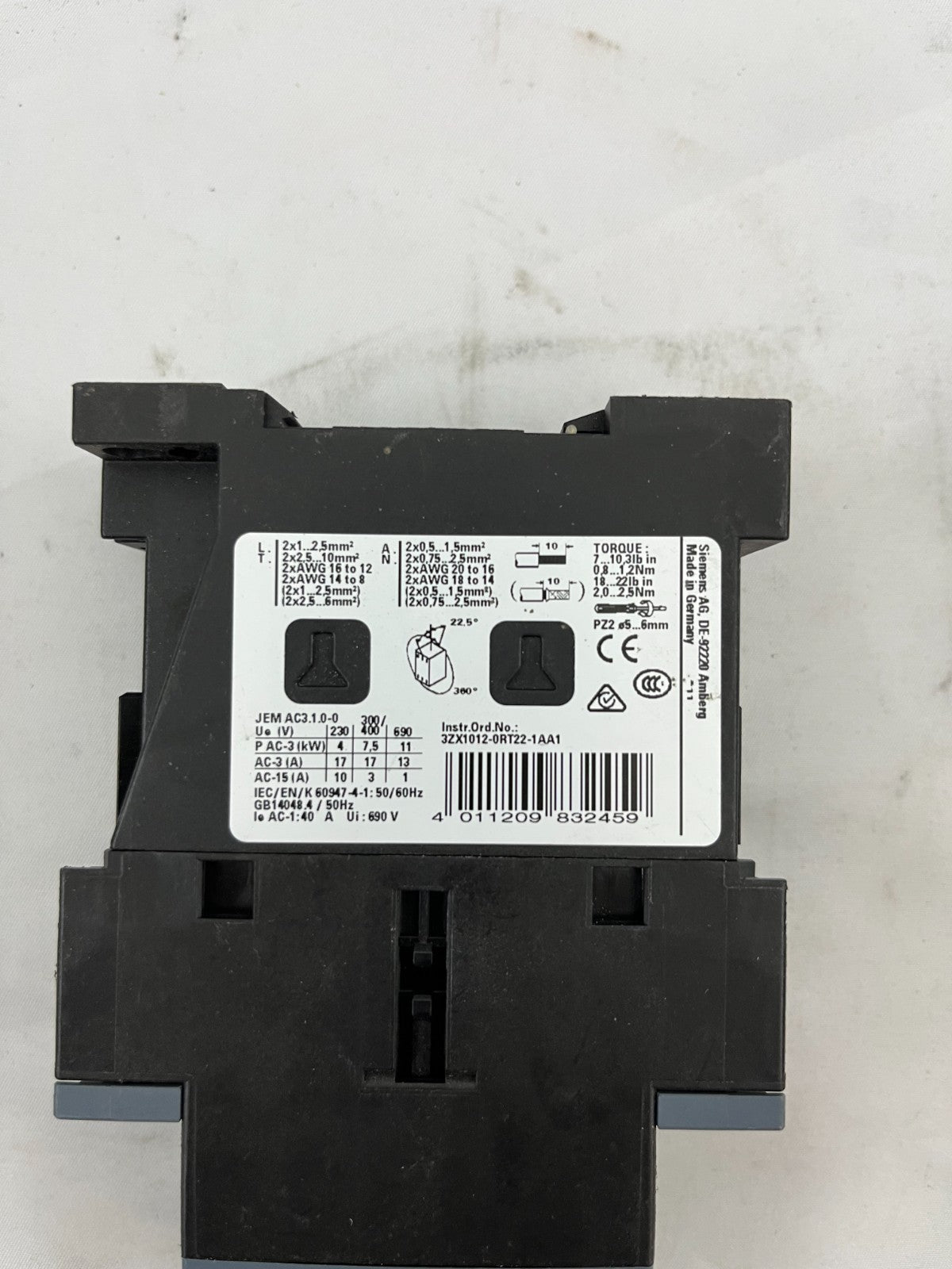 Siemens SIRIUS 3RT2025-1BB40 DC Contactor + 3RF2120-1BA10 Solid State Relay