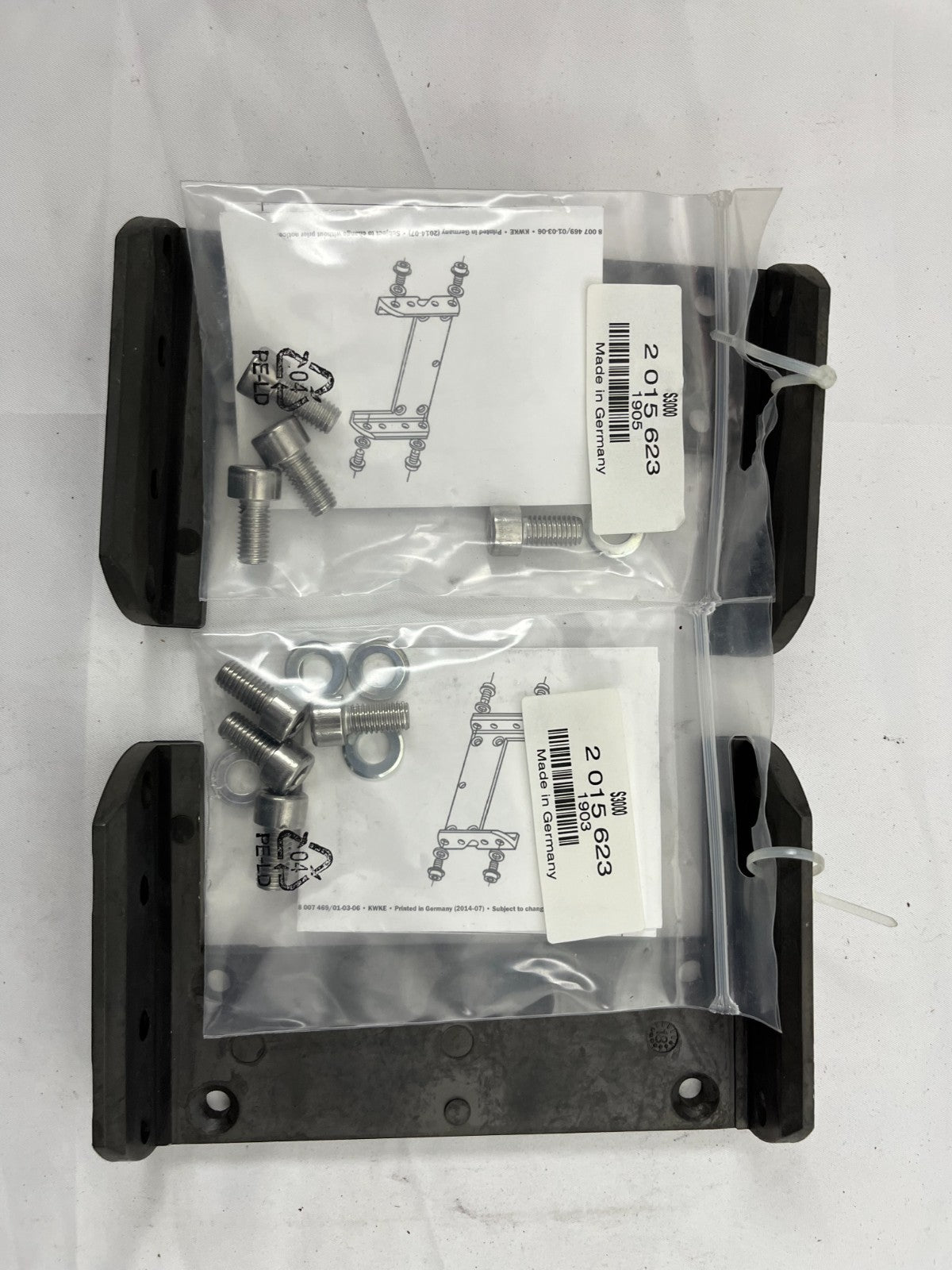 2x SICK S3000 Mounting Kit 2015623 Brackets & Hardware NEW Made in Germany