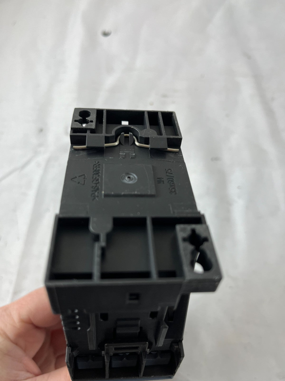 Siemens 3RT2026 Contactor 3P 25A 24V DC w/ 3RH2911 Aux Block Used Spare Unit