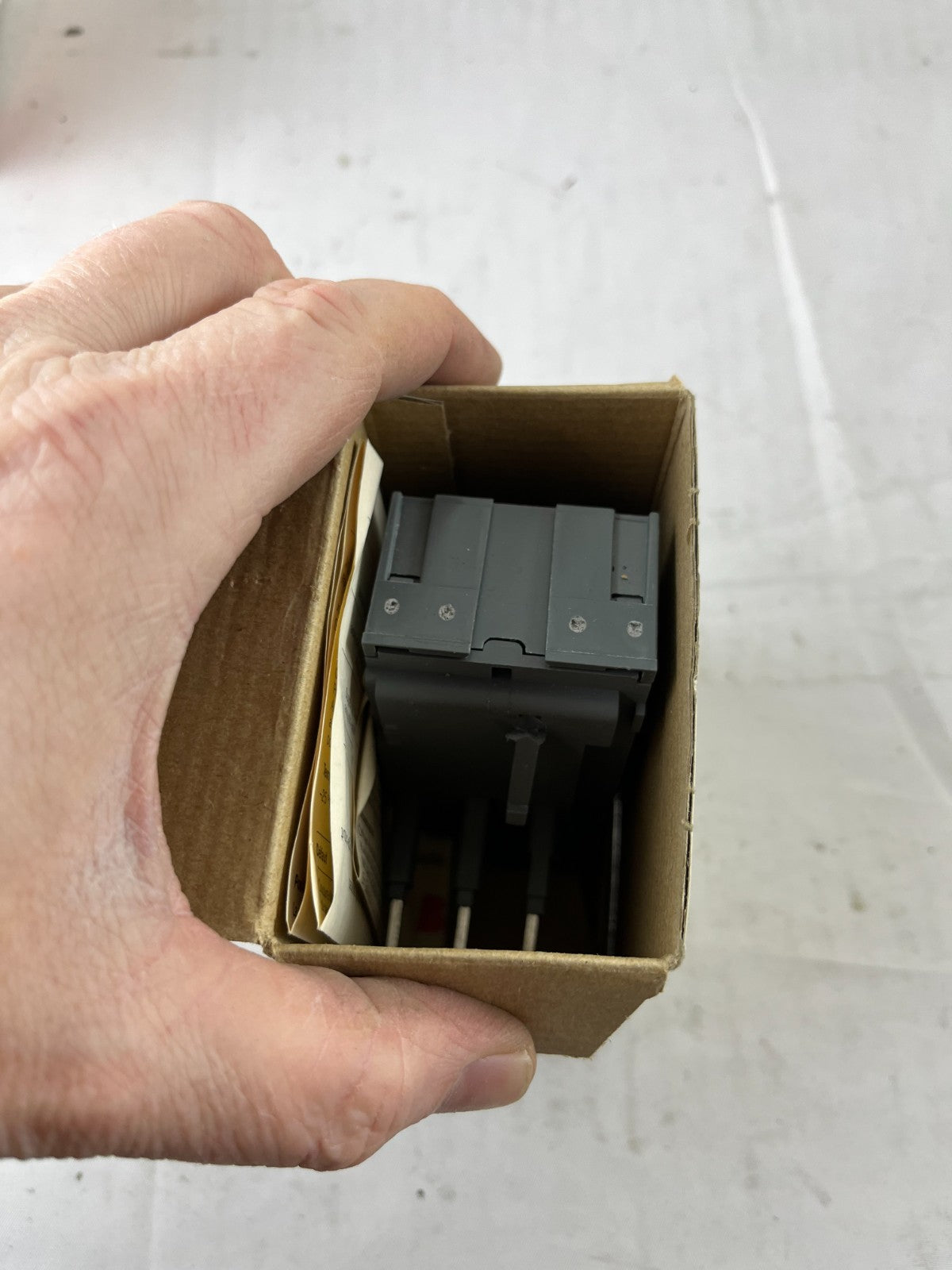 ABB TA25DU-2.4 Thermal Overload Relay 1.7–2.4A New in Box Spare Part