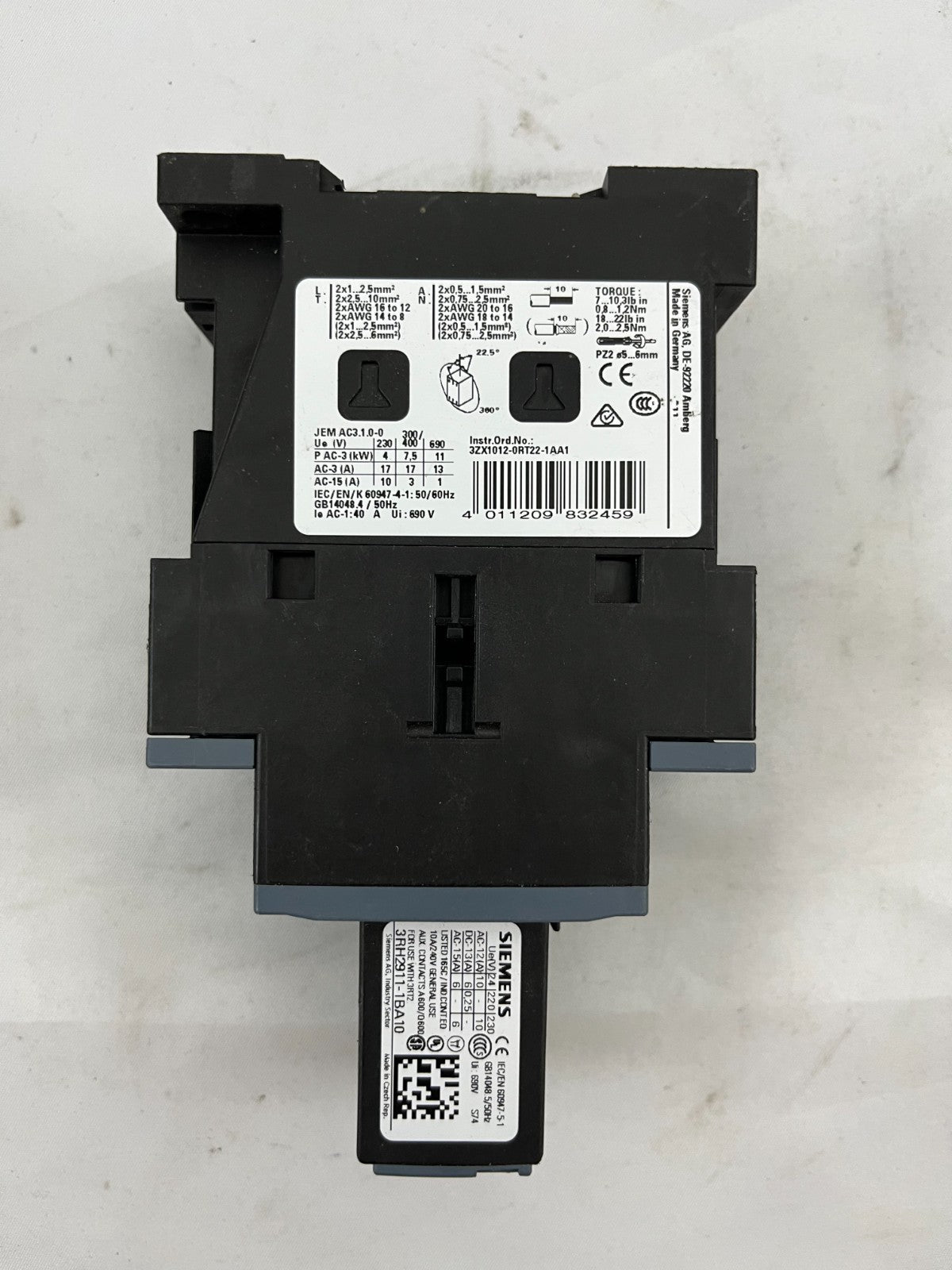 Siemens SIRIUS 3RT2025-1BB40 DC Contactor + 3RF2120-1BA10 Solid State Relay
