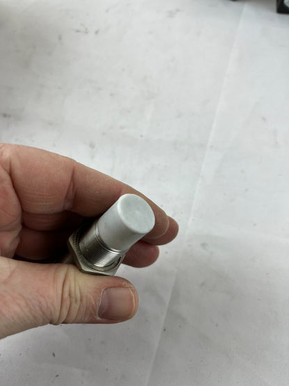 SIS SK1-15-M18-NnbS-V/PTFE-Y2 Inductive Proximity Sensor M18 15mm 10‑30V DC New