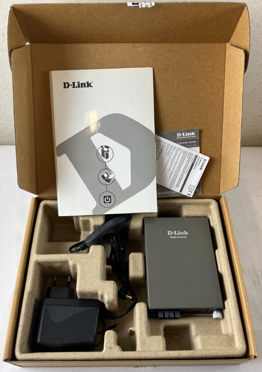 D-Link DMC-300SC 10/100Base-TX to 100Base-FX SC Multimode Media Converter New