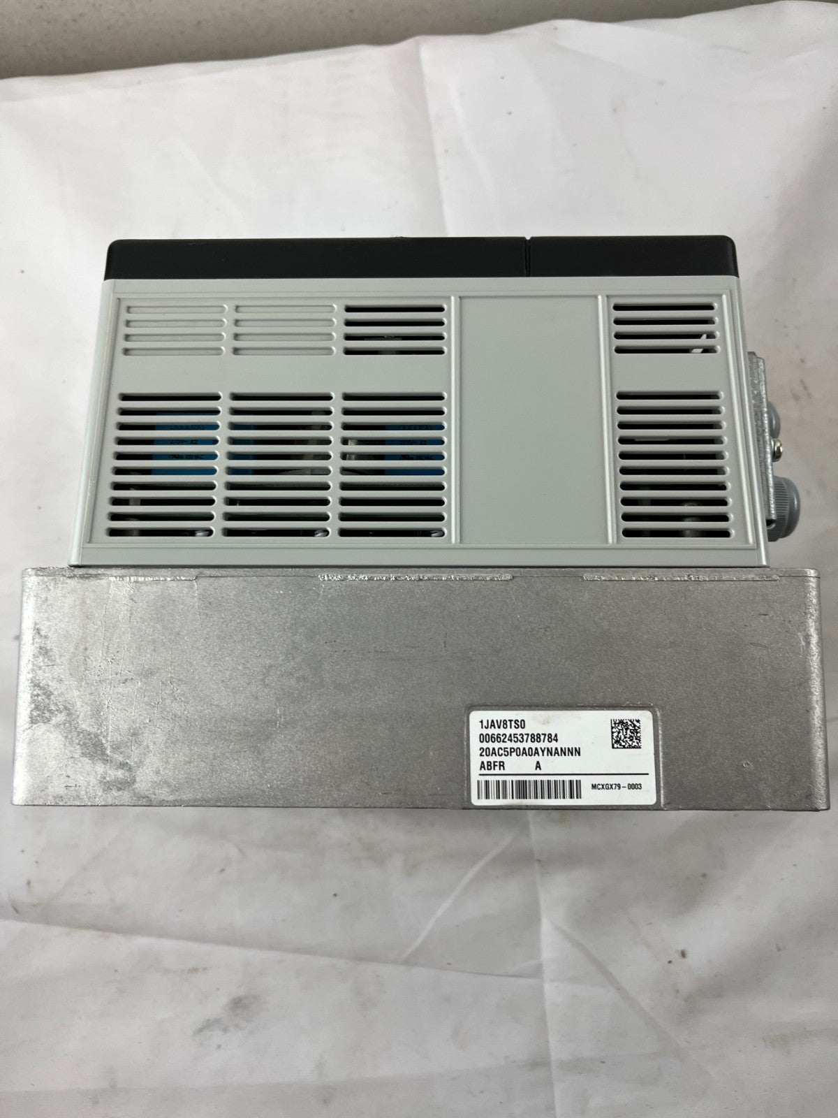 Allen-Bradley PowerFlex 70 20AC5P0A0AYNANNN VFD Drive 2kW 3HP New Unused