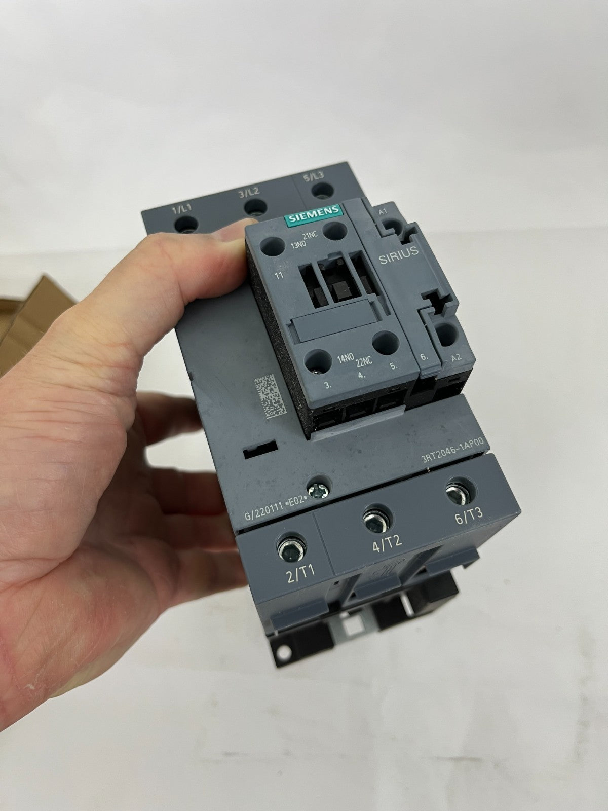 Siemens 3RT2046-1AP00 SIRIUS Power Contactor 3-Pole 95A 45kW 230V AC New in Box