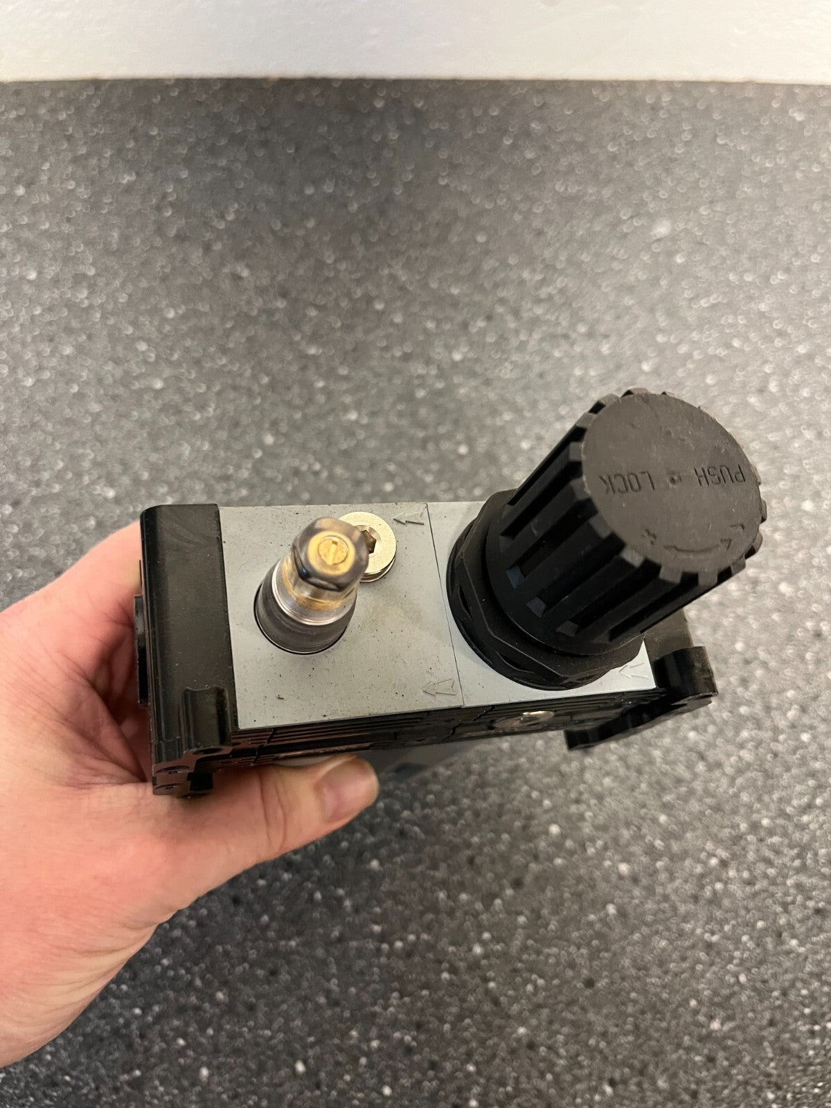 Aignep Pneumatic Filter Regulator Assembly, Cod. T100103231100, 1/4" NPT 0-8 Bar
