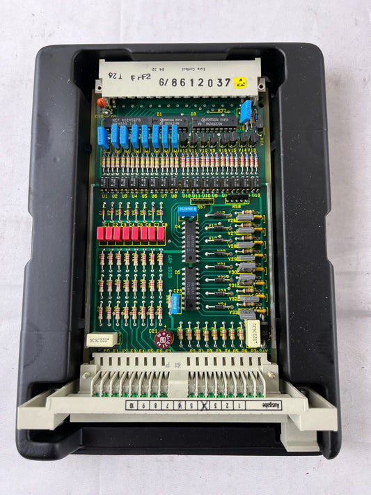 Siemens 6ES5 487-3LA11 SIMATIC S5-105R 8DI/8DO 24V DC I/O Module New