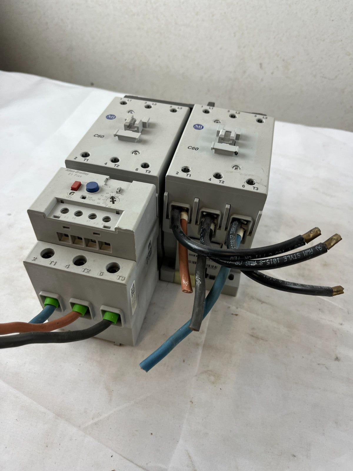 Allen-Bradley Motor Starter Bundle 100-C60 Contactors 193-EEGE Overload Relay