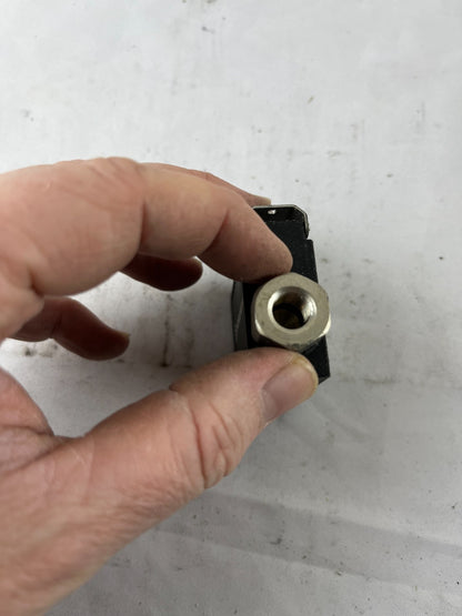Norgren M/21/25 Pneumatic Roller Lever Valve G1/8 3/2 Bleed Actuated 2.7–10 bar