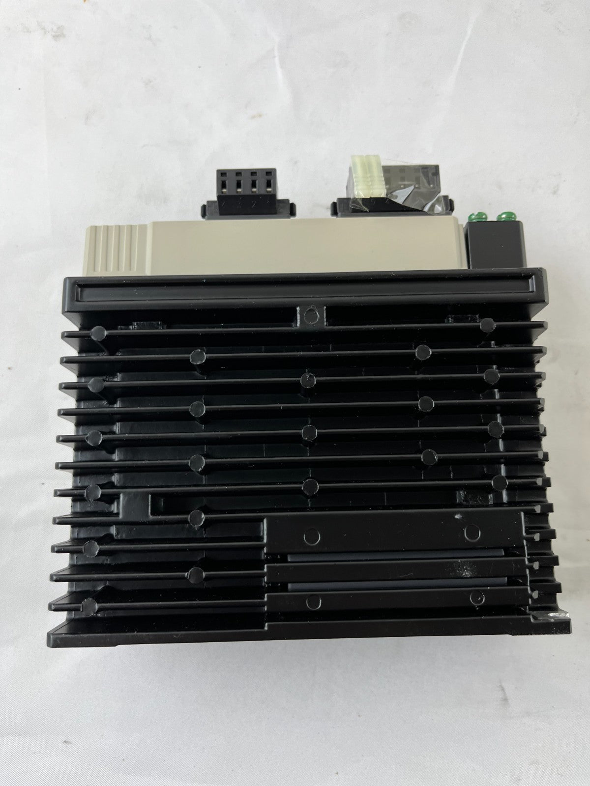 Omron R88D-GN04H-ML2 AC Servo Driver 400W 200-240V 1-Phase G-Series MECHATROLINK