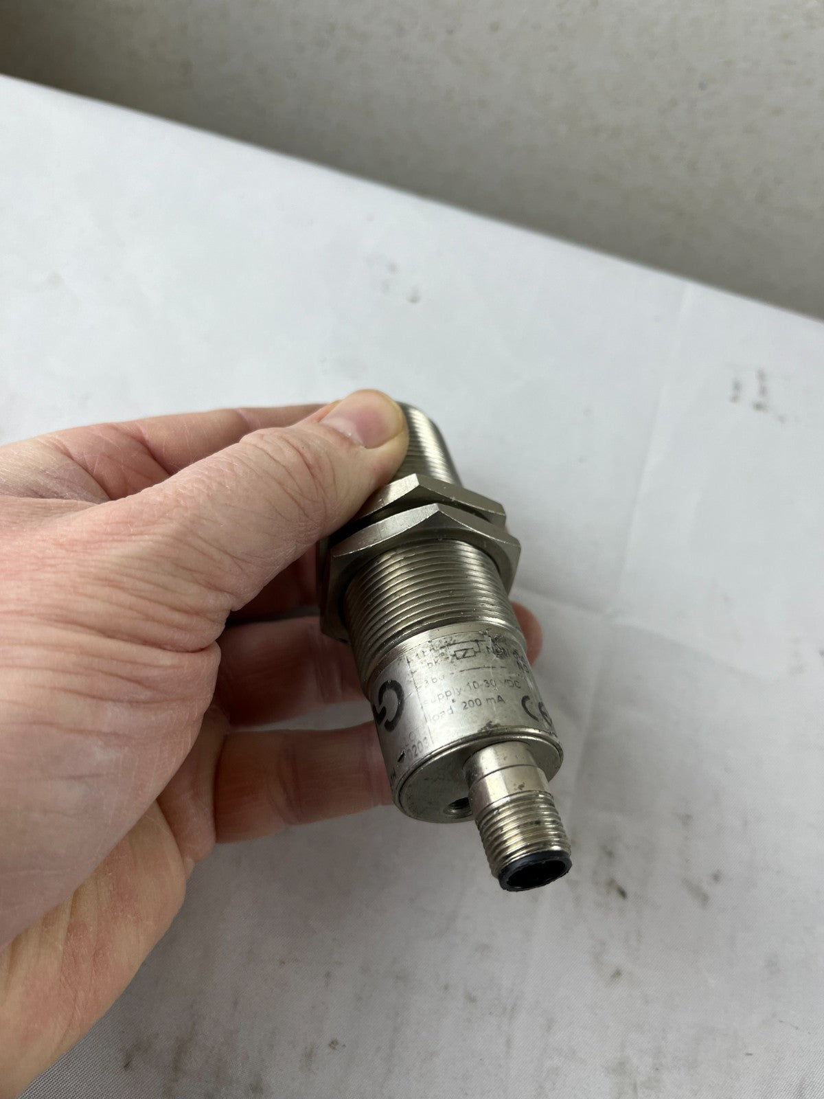 CNE TWAN 1H Inductive Proximity Sensor M30 10-30VDC M12 Used Spare Unit