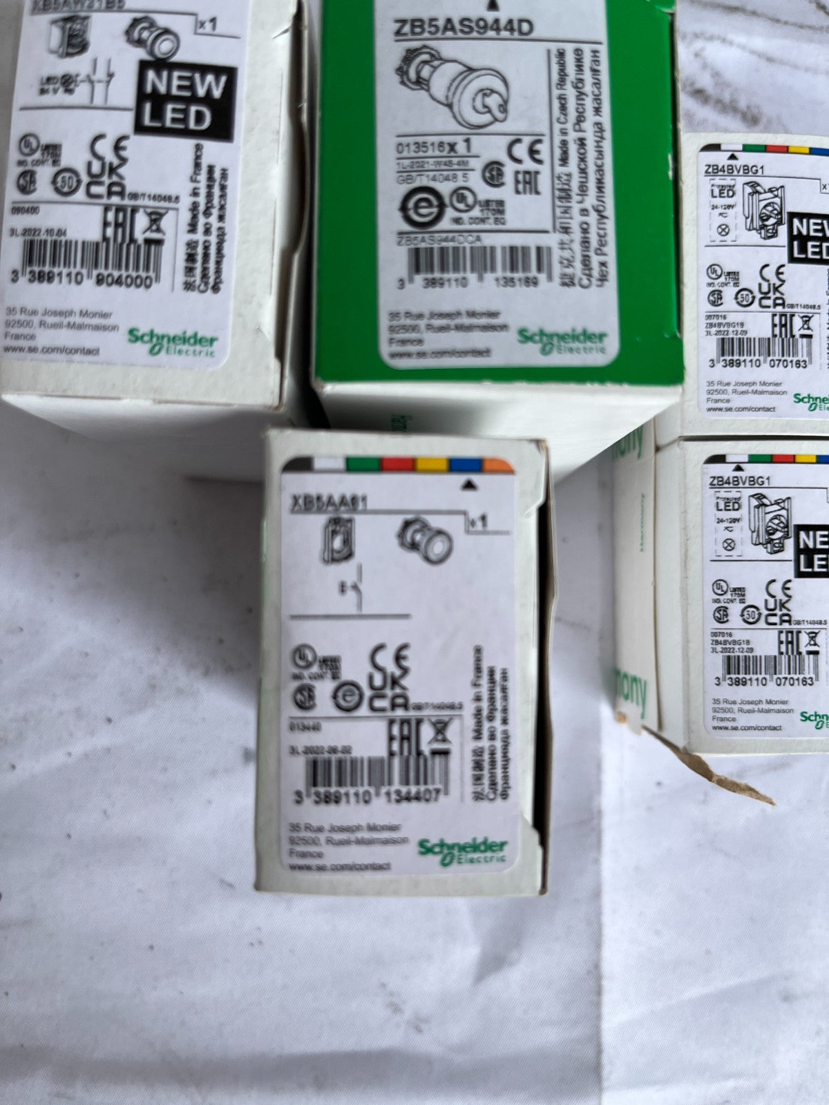 Schneider Harmony Xb5 Pilot Light And E‑Stop Heads New Led Lot Of 5x Units
