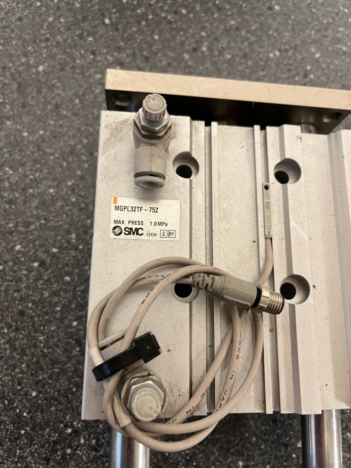 SMC MGPL32TF-75Z Guided Pneumatic Cylinder, 32mm Bore, 75mm Stroke, Tested
