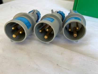 Palazzoli PM16/1100FPB IEC60309 16A 200-250V IP44 Plugs New 3 Pcs Spare Units