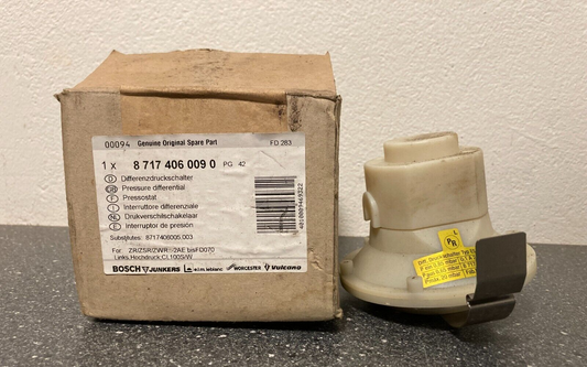 Bosch Junkers PN: 87174060900 PG42 Gas Boiler Pressure Differential Switch NOS