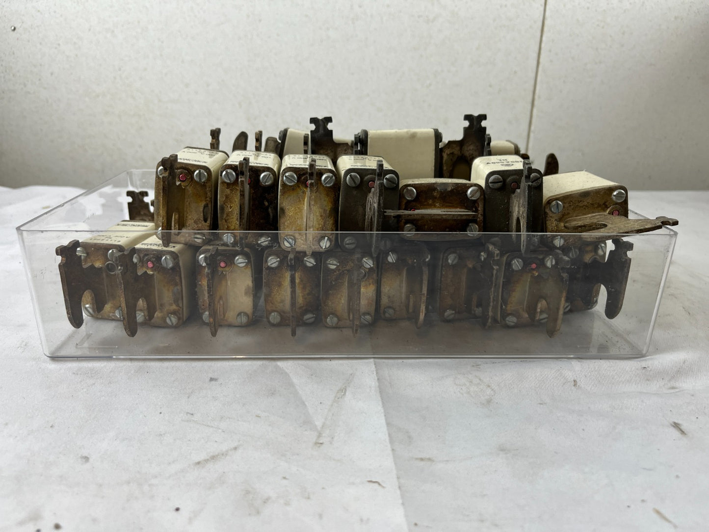 Bussmann 100A 500V HL Fuses Lot Of Approx 20 Used Spare Units