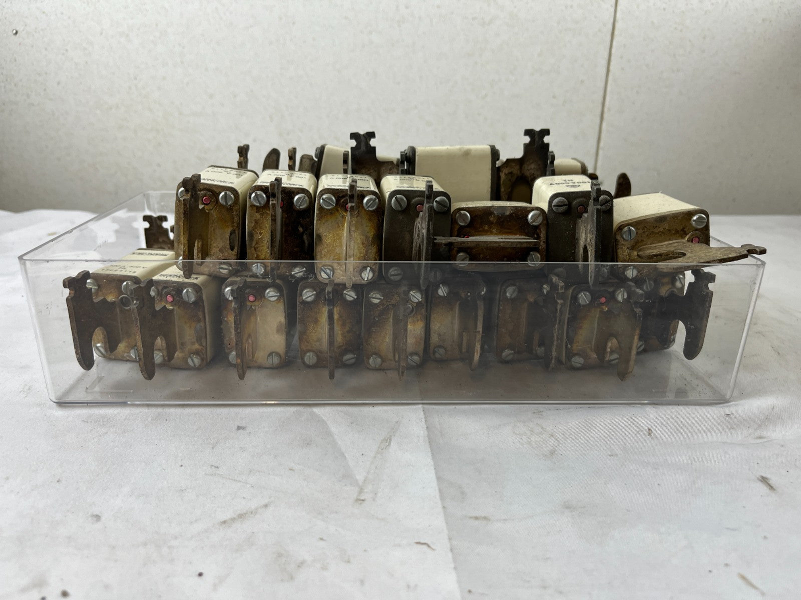 Bussmann 100A 500V HL Fuses Lot Of Approx 20 Used Spare Units