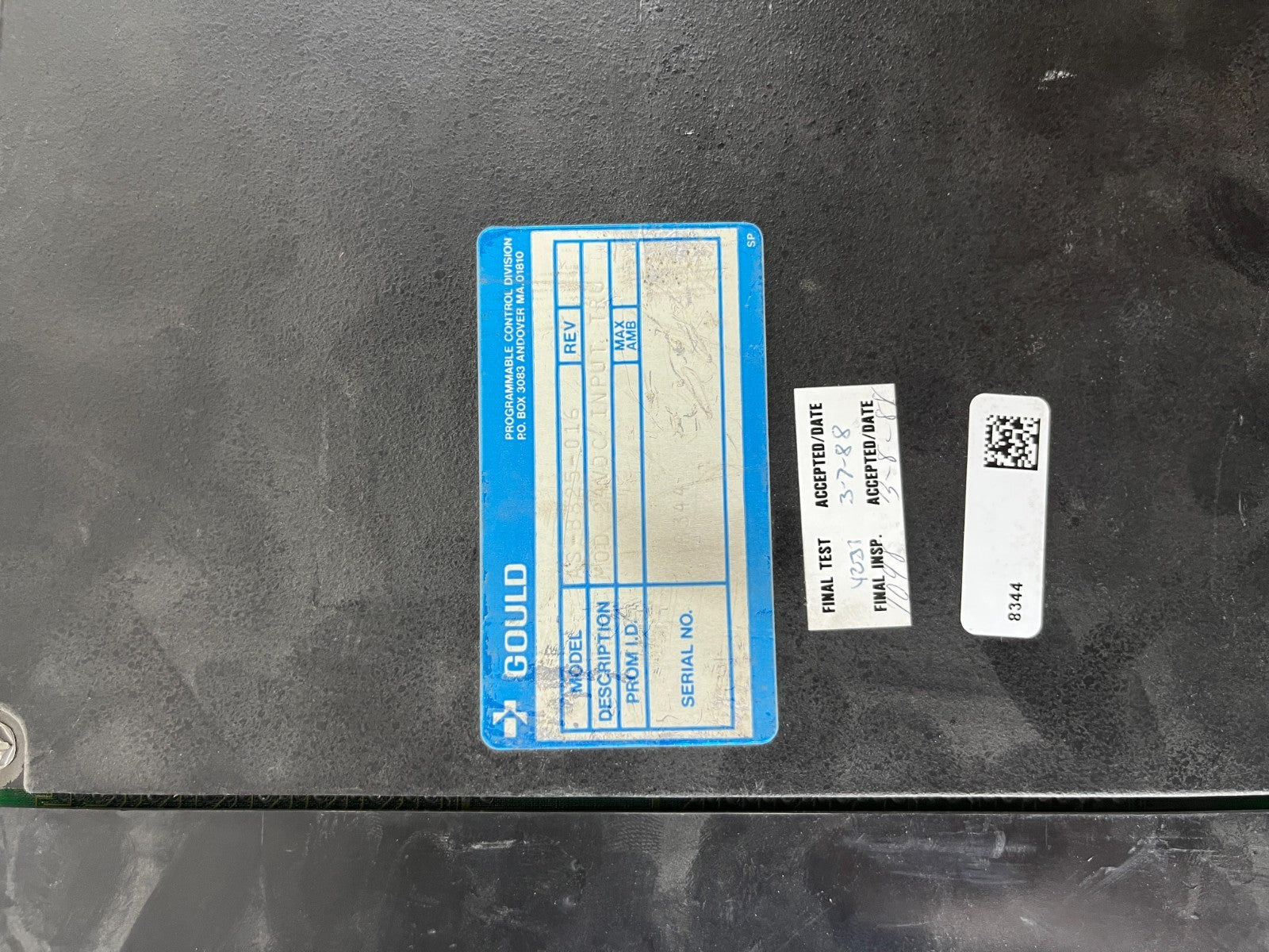 Gould B825 24VDC Input True High PLC Input Module 16-Channel Industrial I/O