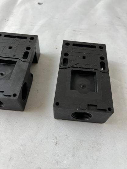 Schmersal AZ16-02ZVRK Safety Interlock Switch 230V AC‑15 4A IP67 – Lot of 2 Used