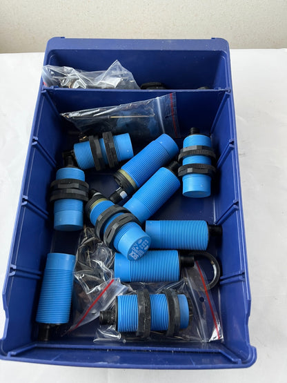 Sick UM30 Ultrasonic Sensor Lot 10pcs New M30 2m-8m Range Blue UM30-213 UM30-215