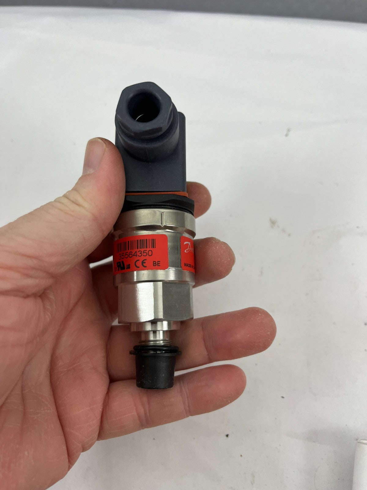 Danfoss MBS 3050 Pressure Transmitter 060G1151 0-100 bar 4-20mA New in Box