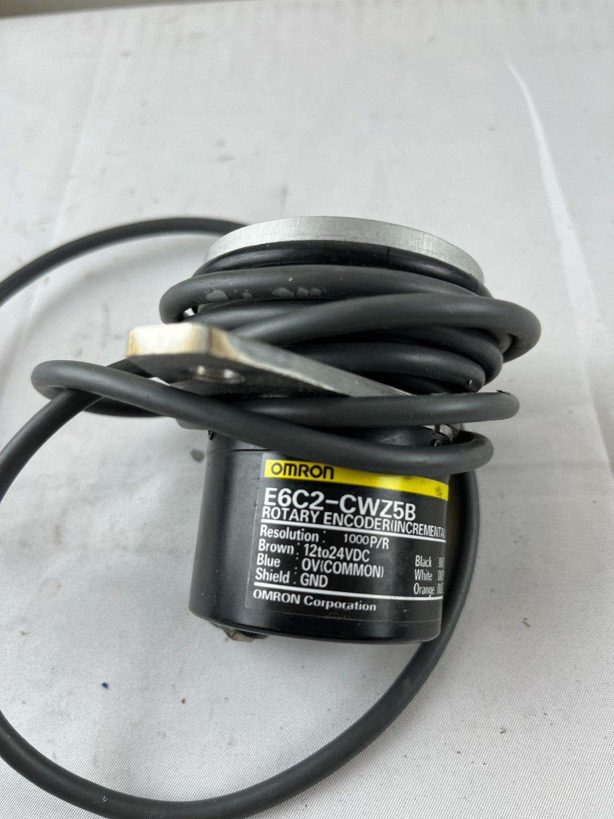 Omron E6C2-CWZ5B Rotary Encoder 1000 P/R 12–24 VDC Incremental Used Spare