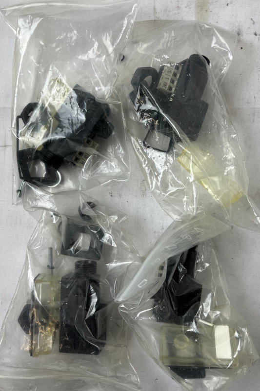 LVER V12-5709 24V DC Solenoid Valve Connector Plug DIN New 4pcs Spare Units