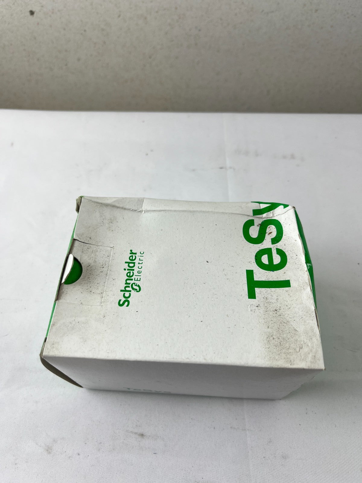 Schneider Electric VBD02 TeSys Vario Main Switch Disconnector 3P 12A 690V NEW