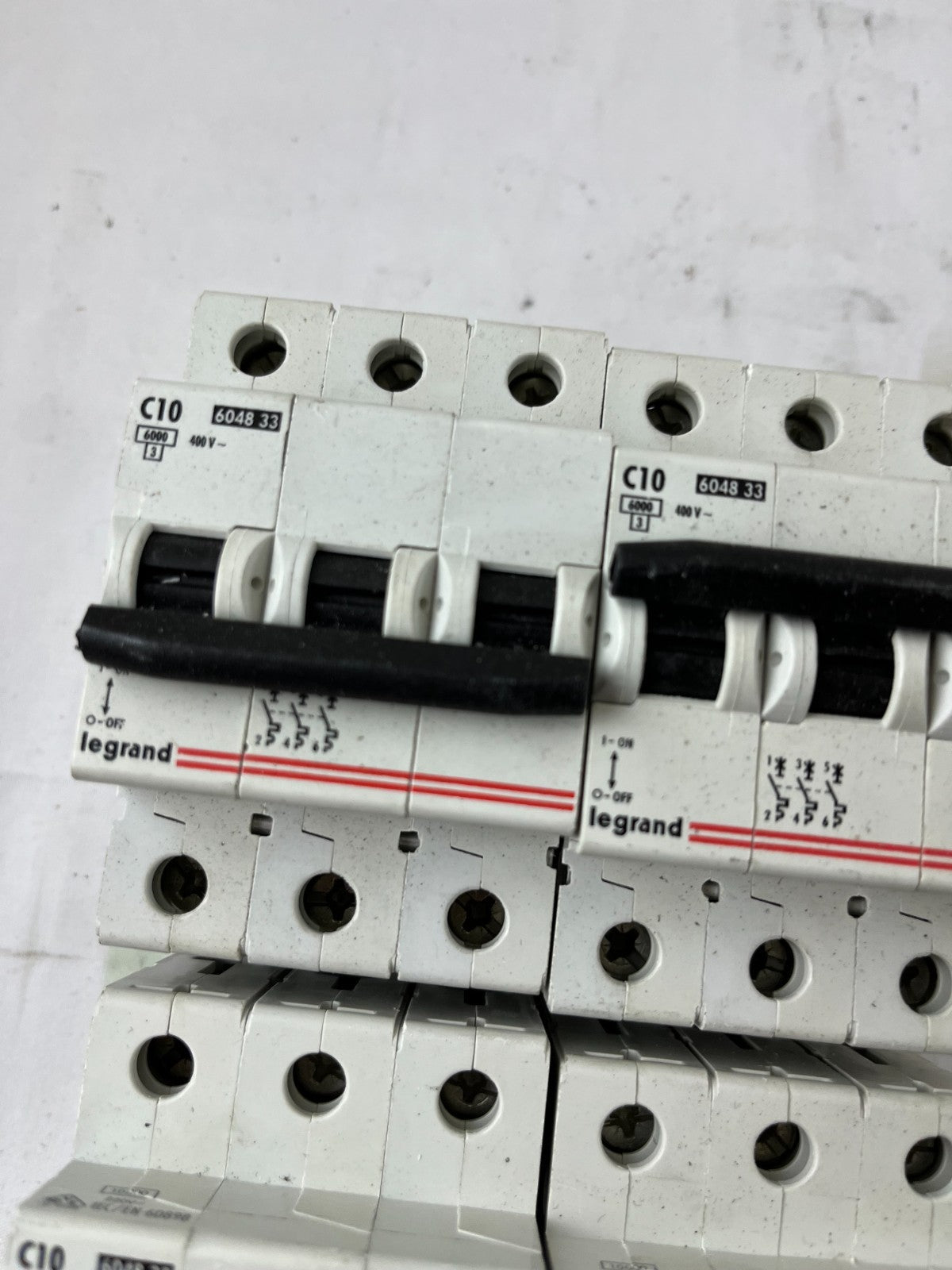 Legrand 6048 33 C10 4-Pole Circuit Breaker 400V 6kA Lot 4pcs Used Spare Units