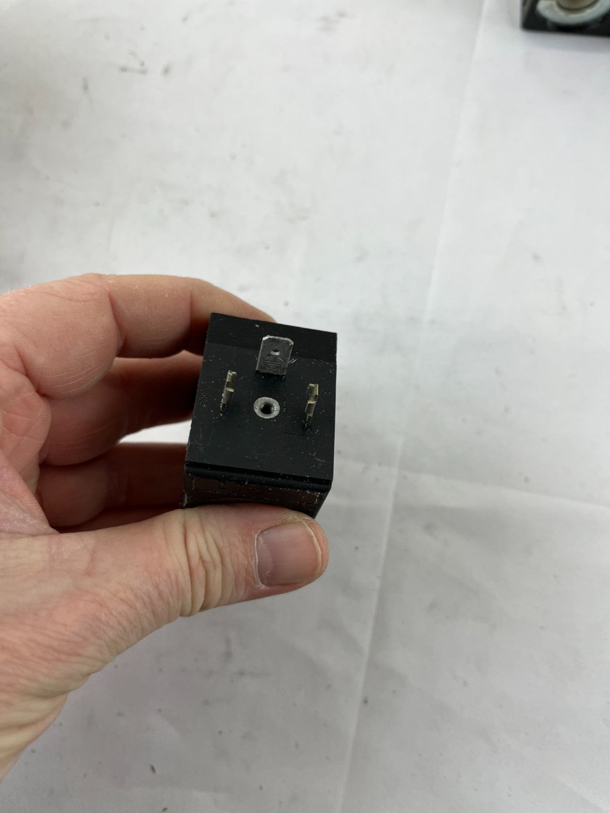 Aventics 0498322409 Solenoid Valve Coil 230V AC 13VA Form A DIN 43650 Germany
