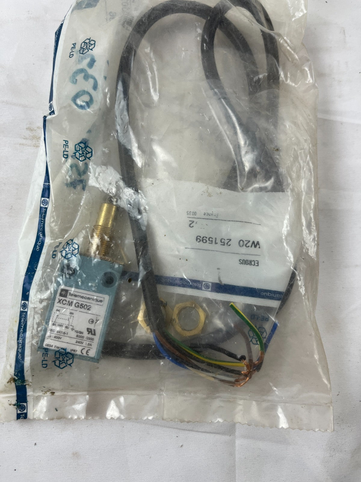 Telemecanique XCM G502 Inductive Limit Switch Sensor 064396 New Old Stock