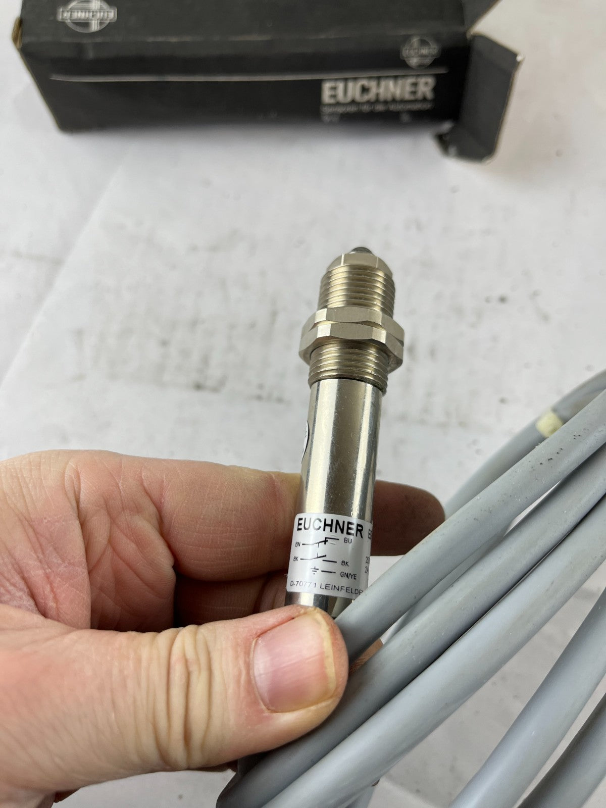 Euchner EGT2-2000 001864 Precision Single Hole Limit Switch 250VAC 2A New