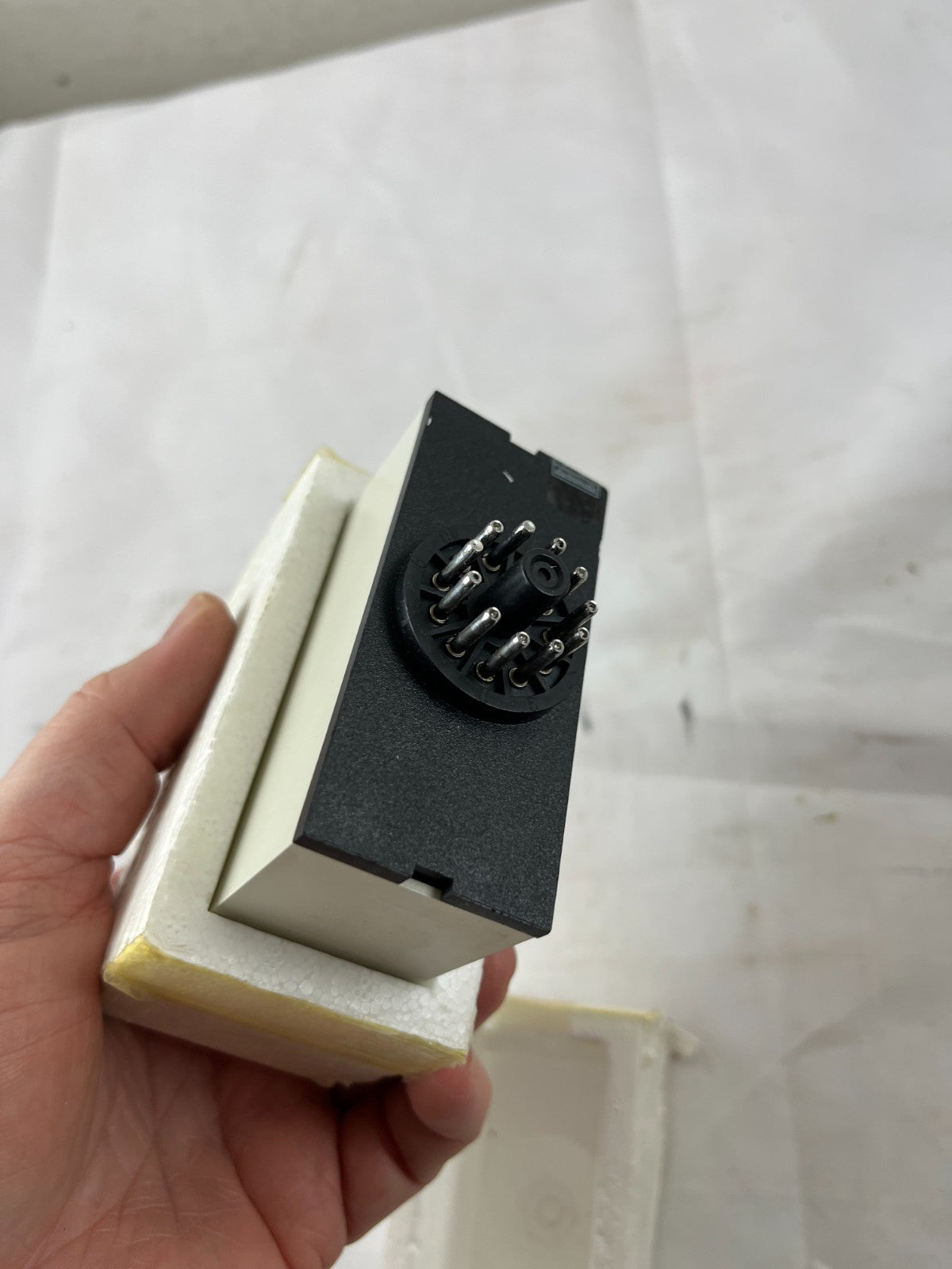 Electromatic SV 110 230 S-System Dual Level Relay 230VAC 25kΩ New in Box Spare