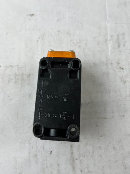 Siemens 3SE3 120-1B Limit Switch 1NO+1NC 10A 500V IP67 Industrial Used Spare
